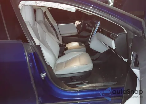 2016 Tesla Model S 60/70/75/85 z USA, uszkodzony, nr VIN 5YJSA1E12GF119760